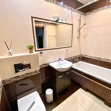 Na Saperskiej, Osiedle Zamkniete, Parking Apartment *