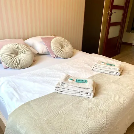 Na Saperskiej, Osiedle Zamkniete, Parking * Plock