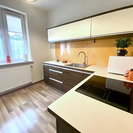 Na Saperskiej, Osiedle Zamkniete, Parking Plock