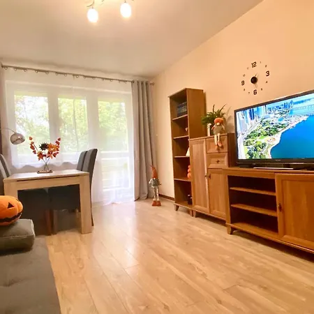 Na Saperskiej, Osiedle Zamkniete, Parking Apartment *